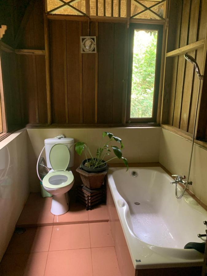 Happy Ria Homestay & Guesthouse Bukit Lawang Eksteriør billede